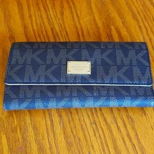 Michael kor wallet